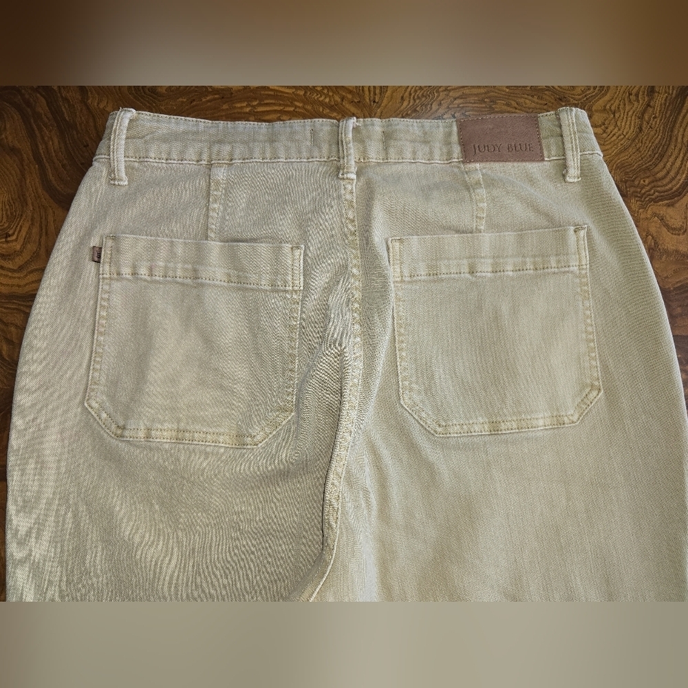 Judy Blue Womens Straight Leg / Jogger Style Tan Utility Pants, Size 13/31 - Picture 9 of 9